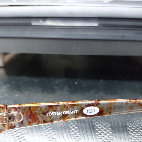 Foster Grant Fashion sunglasses women Maxblock floral trasluscent gradient lense - Picture 4 of 10